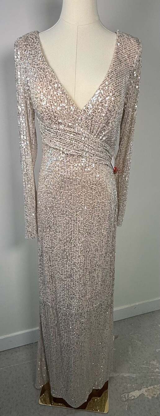 Ieena for Mac Duggal Sequin Long Sleeve V-Neck Gown Size 2